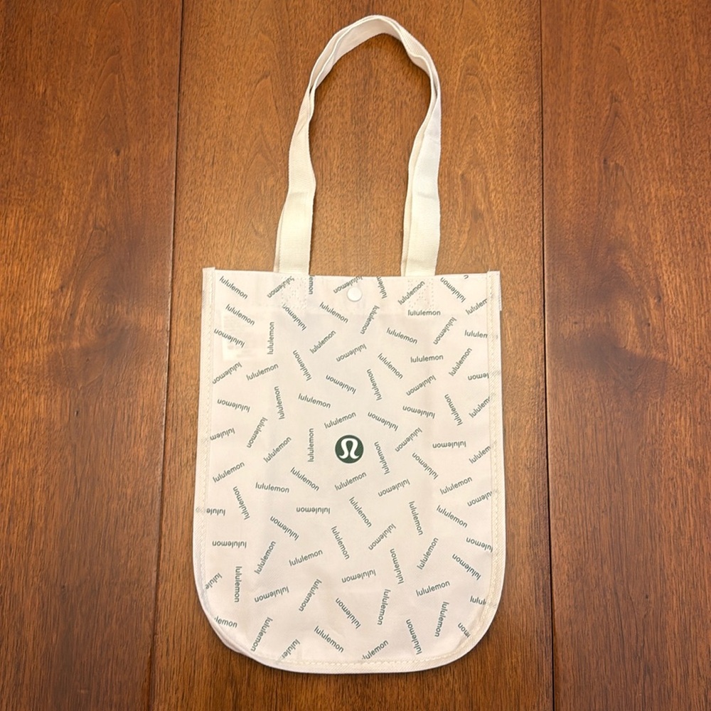 Lululemon Tote NWOT